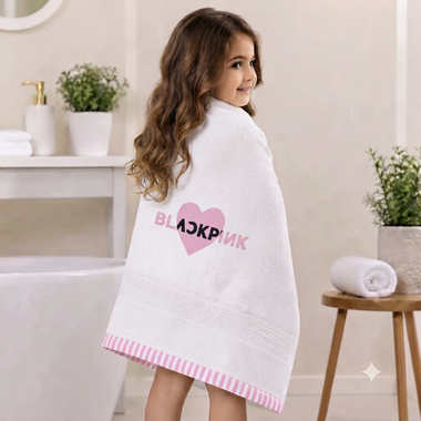 Black Pink Bath Towel